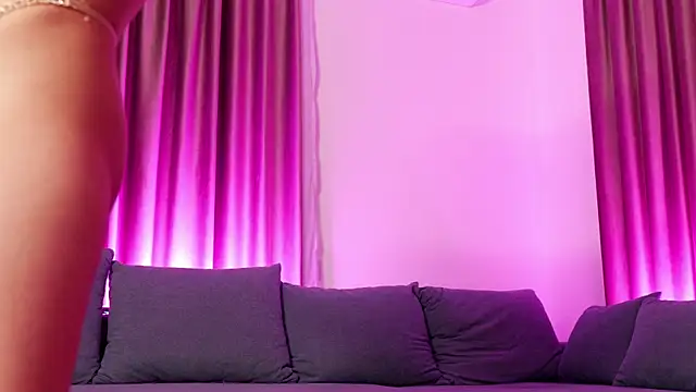 BaayBee   online show from 11-26-25, 09:15