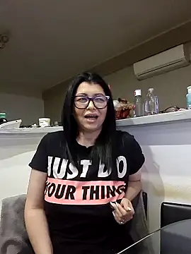 Milf Abigail online show from 10-21-25, 02:11