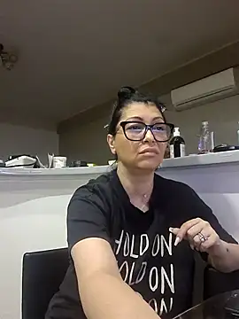 Milf Abigail online show from 09-20-25, 03:33