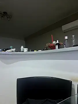 Milf Abigail online show from 10-30-25, 03:49