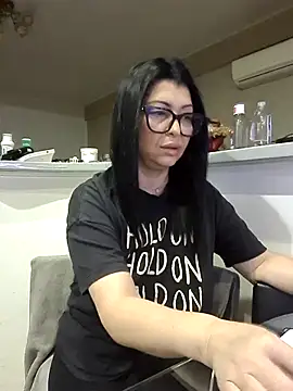 Milf Abigail online show from 10-20-25, 01:29