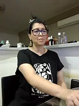 Milf Abigail online show from 10-18-25, 01:18