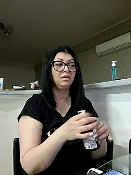 Milf Abigail online show from 02-21-26, 02:02