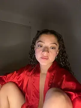 Snapshot of Alicia_ALICIA chatting on 03-18-25, 04:18 Alicia ALICIA online show from 03-18-25, 04:18