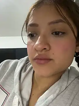 Snapshot of Alicia_ALICIA chatting on 02-13-25, 11:58 Alicia ALICIA online show from 02-13-25, 11:58
