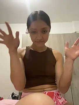 Snapshot of Alicia_ALICIA chatting on 09-11-25, 04:18 Alicia ALICIA online show from 09-11-25, 04:18
