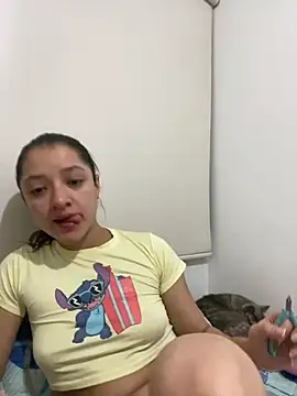 Snapshot of Alicia_ALICIA chatting on 06-15-26, 02:56 Alicia ALICIA online show from 06-15-26, 02:56