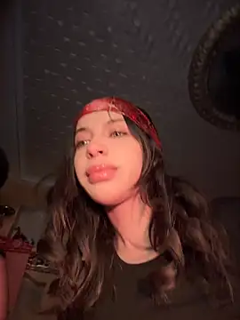 Snapshot of ORLA86 chatting on 09-22-25, 10:05 ORLA86 online show from 09-22-25, 10:05