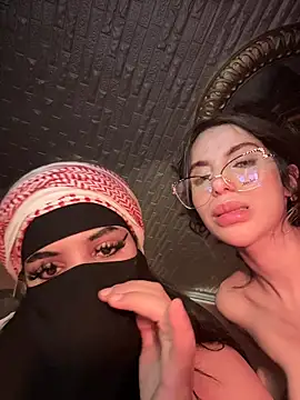 Snapshot of ORLA86 chatting on 10-04-25, 12:23 ORLA86 online show from 10-04-25, 12:23