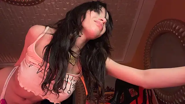 Snapshot of ORLA86 chatting on 03-09-25, 10:41 ORLA86 online show from 03-09-25, 10:41