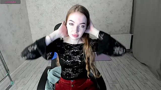 Snapshot of LissaCain chatting on 01-27-25, 01:16 LissaCain online show from 01-27-25, 01:16