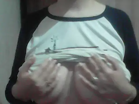 Snapshot of AnaXBerry chatting on 03-24-26, 06:19 AnaXBerry online show from 03-24-26, 06:19