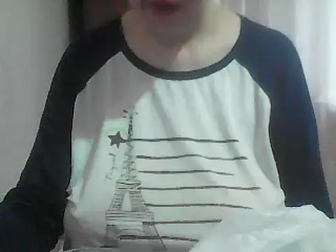 Snapshot of AnaXBerry chatting on 04-14-26, 06:40 AnaXBerry online show from 04-14-26, 06:40