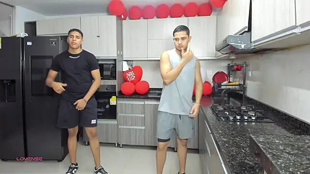 badguyss bisex online show from 09-23-25, 11:17