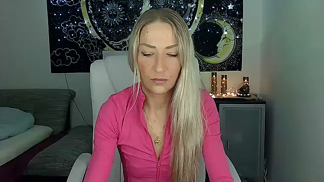 Snapshot of SexxyLiviaa chatting on 10-03-25, 10:11 SexxyLiviaa online show from 10-03-25, 10:11