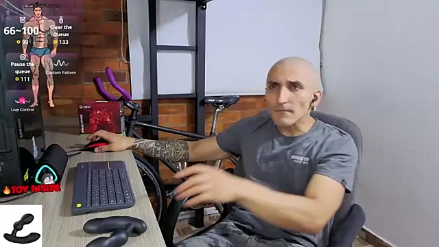 Marck Muscle online show from 04-06-26, 02:29