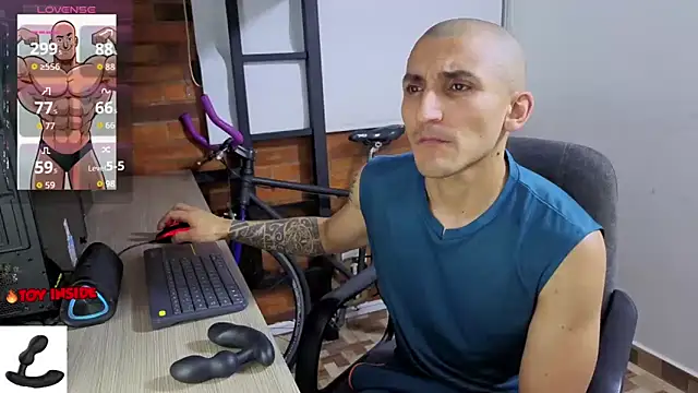 Marck Muscle online show from 05-05-26, 01:41