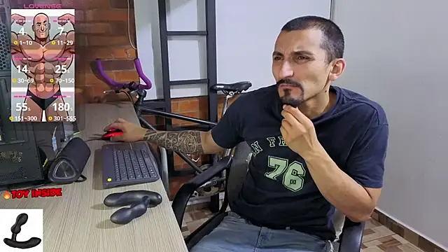 Marck Muscle online show from 06-27-26, 01:33
