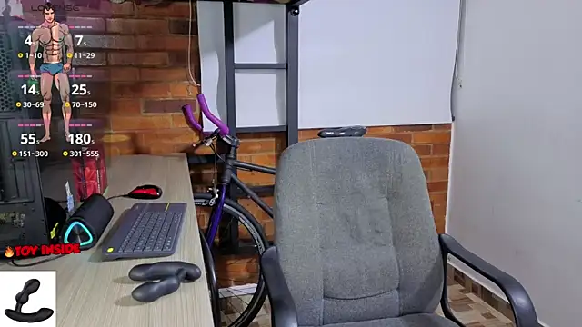 Marck Muscle online show from 03-26-26, 01:59