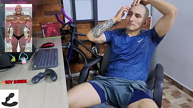 Marck Muscle online show from 05-07-26, 01:54
