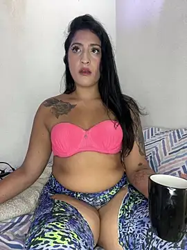 Snapshot of alondra_darling chatting on 03-14-25, 08:17 alondra darling online show from 03-14-25, 08:17