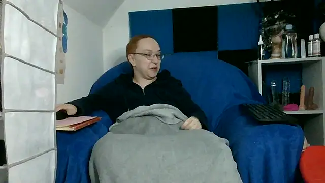 Isabella Geney online show from 03-31-26, 08:44