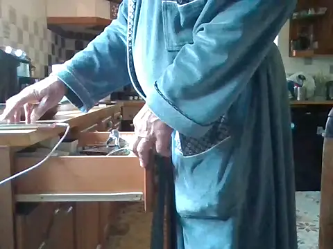 Snapshot of jakjak106 chatting on 09-26-25, 07:37 jakjak106 online show from 09-26-25, 07:37