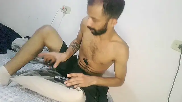 Snapshot of UncutToyBoy23cm chatting on 09-09-25, 07:40 UncutToyBoy23cm online show from 09-09-25, 07:40