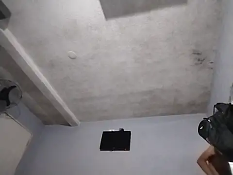 Snapshot of UncutToyBoy23cm chatting on 01-12-26, 05:03 UncutToyBoy23cm online show from 01-12-26, 05:03