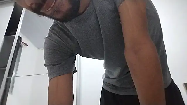 Snapshot of UncutToyBoy23cm chatting on 01-14-26, 08:56 UncutToyBoy23cm online show from 01-14-26, 08:56