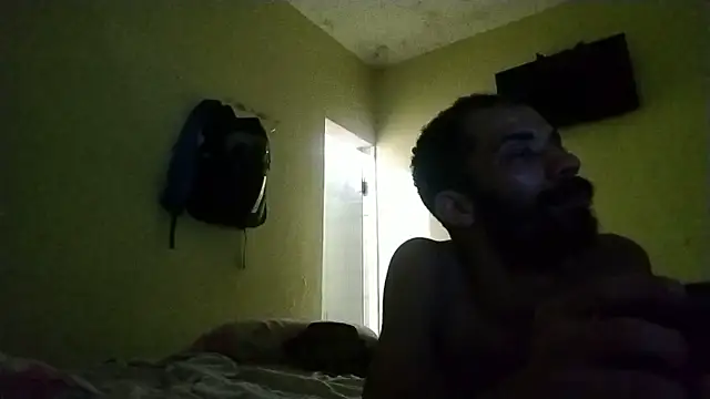 UncutToyBoy23cm online show from 04-14-26, 08:41