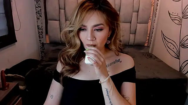 KataHot  online show from 10-29-25, 08:19