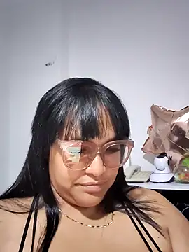 Snapshot of Mia_Adell_11 chatting on 02-18-25, 05:09 Mia Adell 11 online show from 02-18-25, 05:09