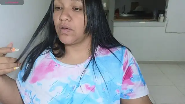 Snapshot of Mia_Adell_11 chatting on 10-01-25, 03:55 Mia Adell 11 online show from 10-01-25, 03:55