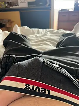 Maxxxooouuu online show from 05-19-26, 01:51