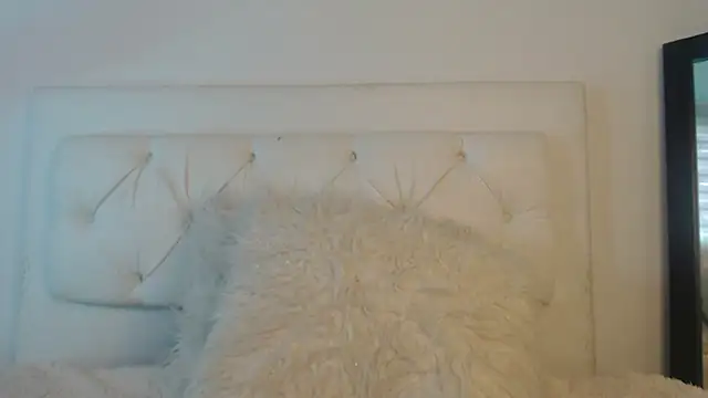 Ingridbergman online show from 03-20-25, 04:31