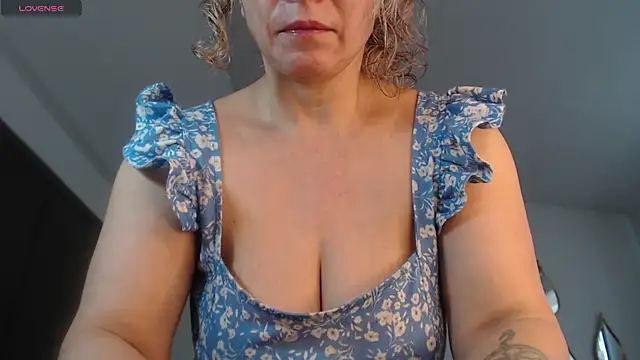 Ingridbergman online show from 07-15-26, 01:40