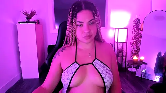 MelSaunders online show from 11-06-25, 03:21