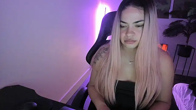 MelSaunders online show from 12-23-25, 12:54