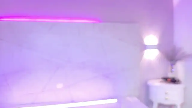 AbrilBrent online show from 01-10-26, 07:42