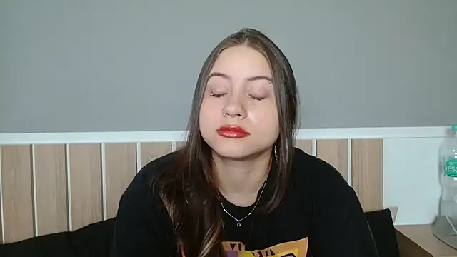 520 Loirex 741 online show from 12-18-25, 08:45