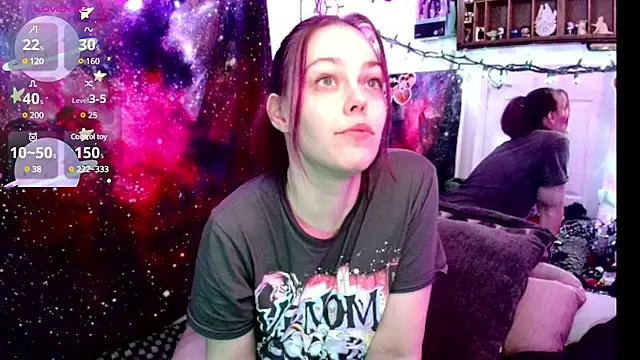 EverlyEster online show from 01-19-25, 10:28