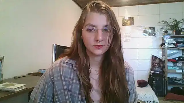 Snapshot of SweetyBabyDemon chatting on 04-29-26, 02:21 SweetyBabyDemon online show from 04-29-26, 02:21