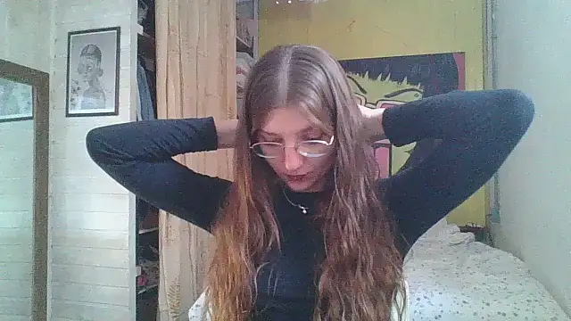 Snapshot of SweetyBabyDemon chatting on 05-27-26, 05:20 SweetyBabyDemon online show from 05-27-26, 05:20