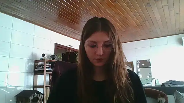 Snapshot of SweetyBabyDemon chatting on 05-10-26, 02:52 SweetyBabyDemon online show from 05-10-26, 02:52
