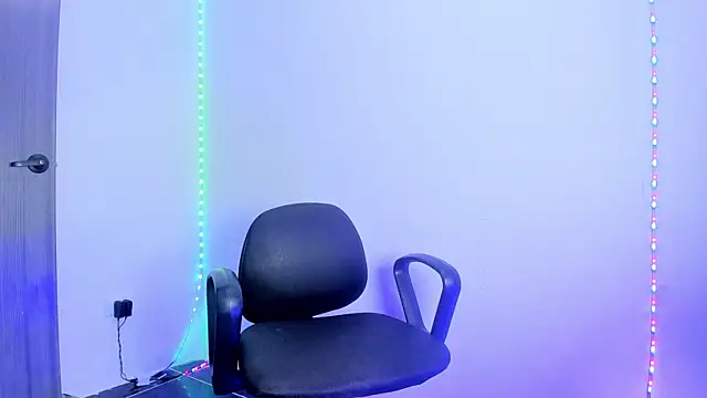 Snapshot of Master_Rimay chatting on 02-17-26, 12:08 Master Rimay online show from 02-17-26, 12:08