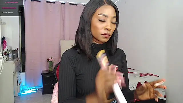 Snapshot of samantha-rose2 chatting on 02-27-25, 07:51 samantha-rose2 online show from 02-27-25, 07:51