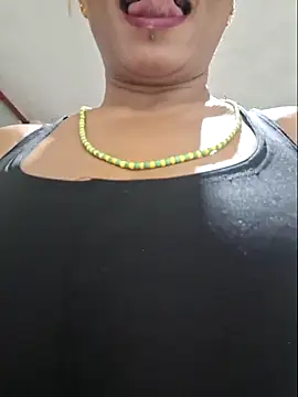 gatadeojosclaros online show from 04-05-26, 03:02