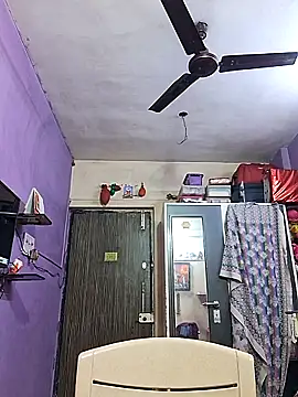 Snapshot of GlassBarge9 chatting on 01-03-25, 06:24 GlassBarge9 online show from 01-03-25, 06:24