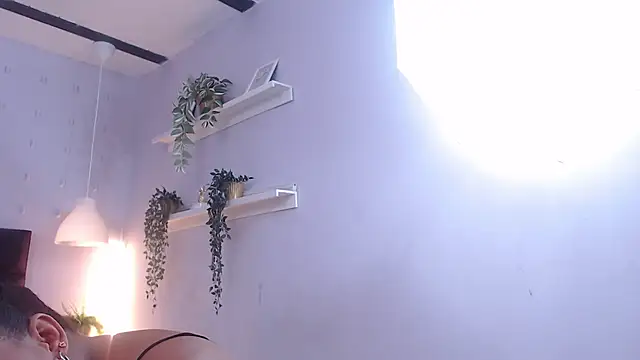 BrianaHazel online show from 10-01-25, 01:00